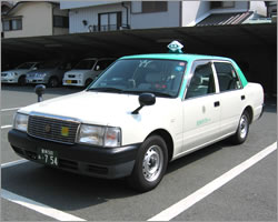 普通車タクシー車両